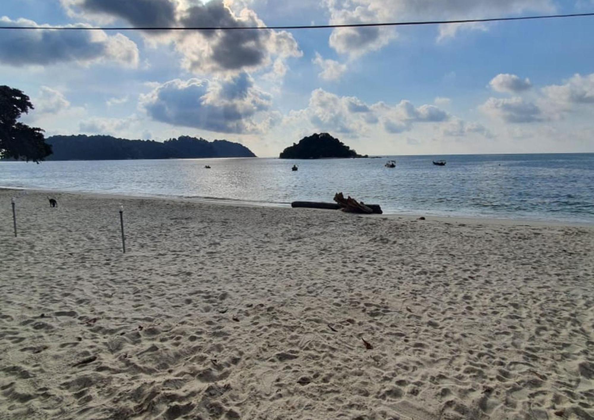 Shoplot Hostel Pangkor Kampong Pasir Bogak Dış mekan fotoğraf
